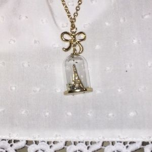 NWT Claire's Eiffel Tower neckace